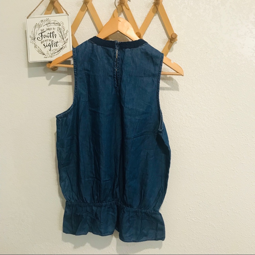 NWT Gap 1969 Chambray Top S/T - Picture 6 of 8